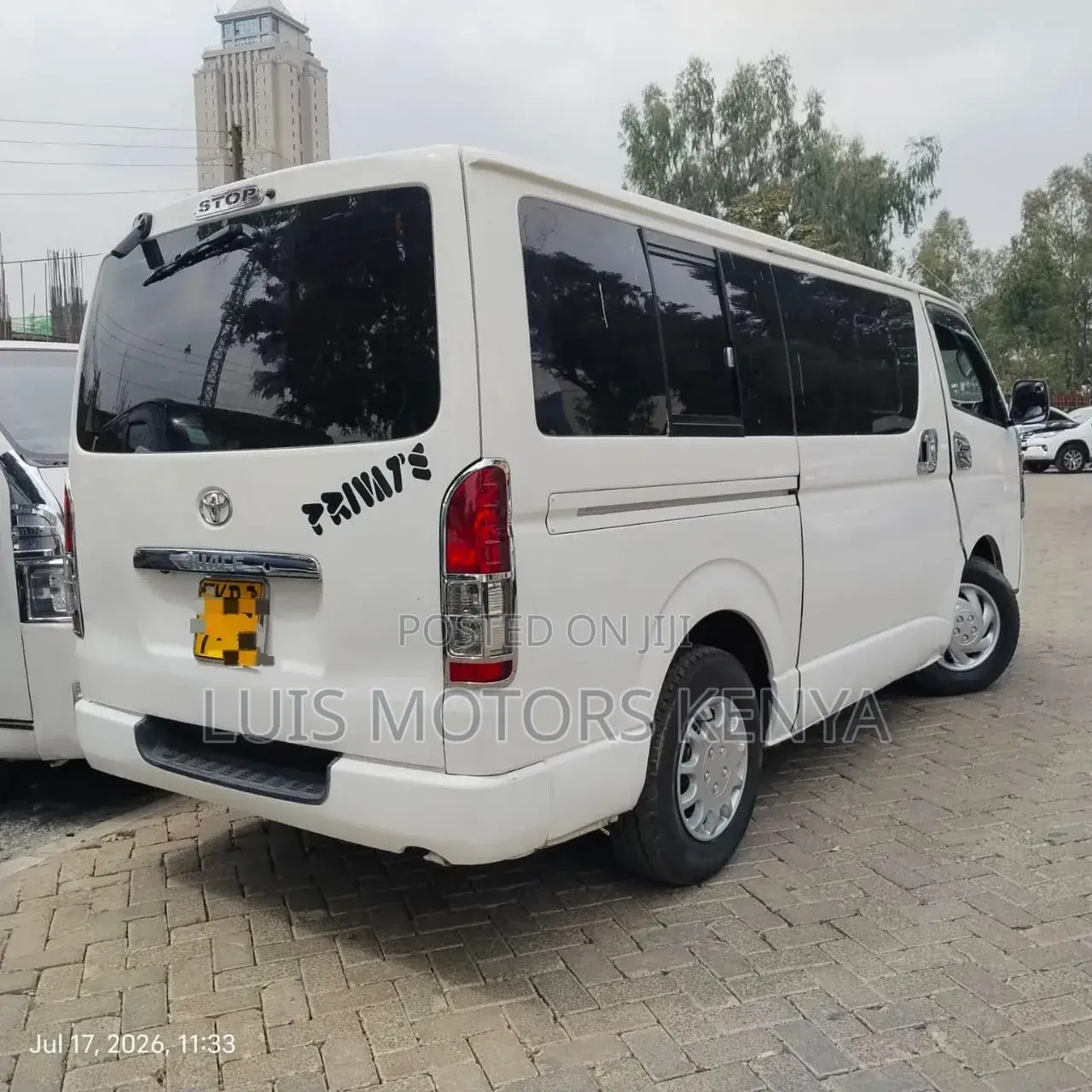 Toyota HiAce 2016 White