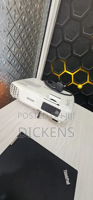 Espon Projector