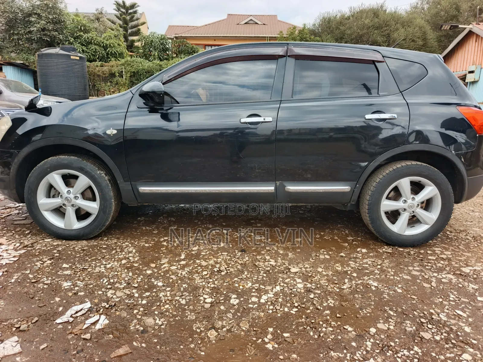 Nissan Dualis 2012 Black