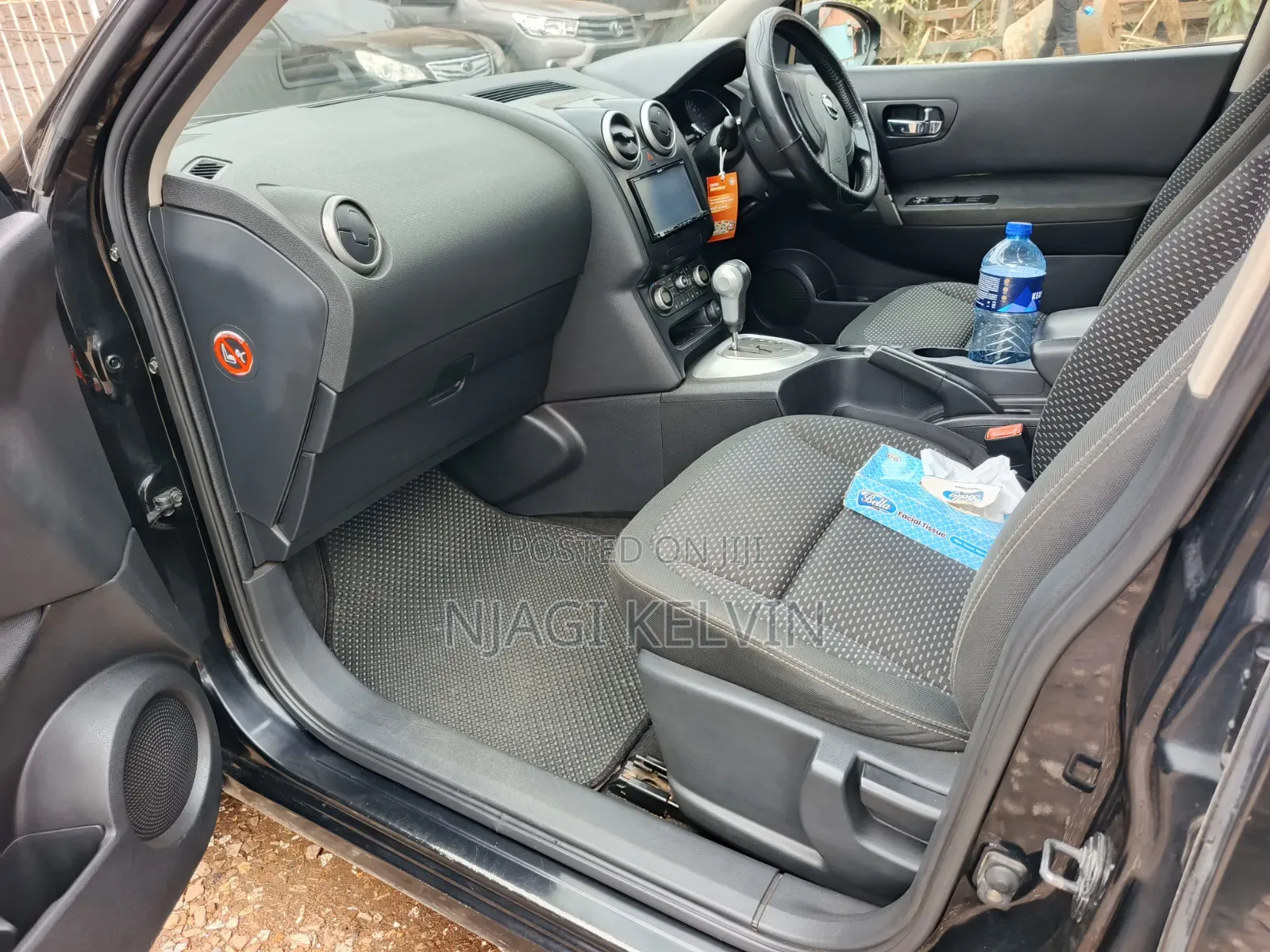Nissan Dualis 2012 Black