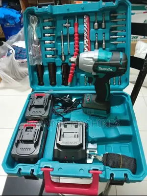 Makita Cordless Impact Wrench Set
