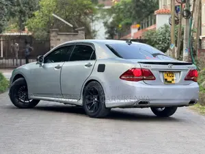 Toyota Crown 2009 Silver