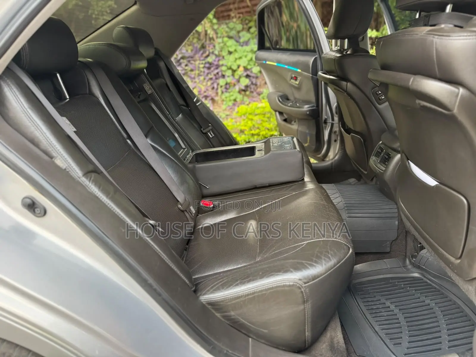 Toyota Crown 2009 Silver