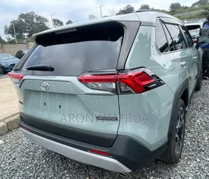 Toyota RAV4 2020 Teal