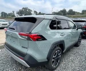 Toyota RAV4 2020 Teal