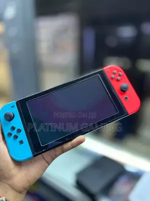 Used Nintendo Switch in Clean Condition