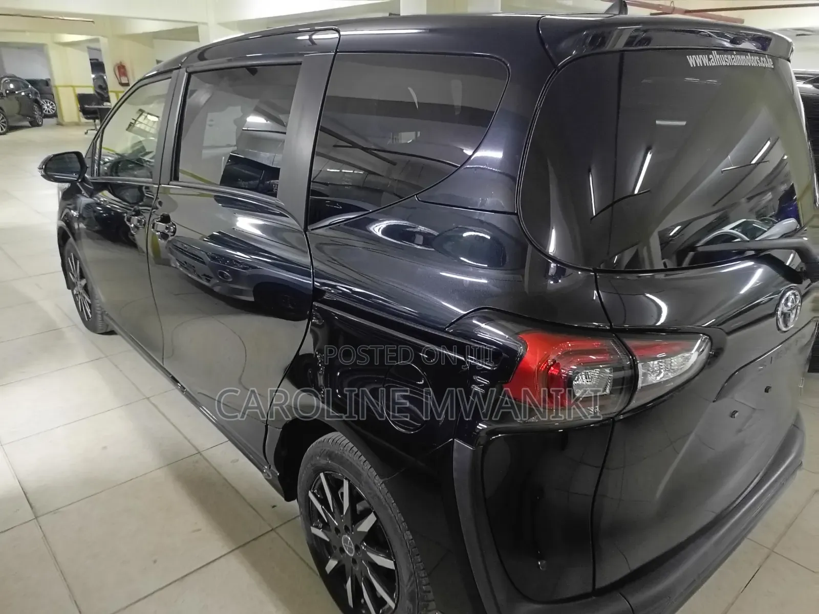 Toyota Sienta 2019 Black