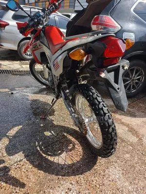Honda 2015 Red