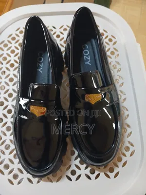 Ladies Black Blogues