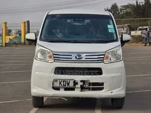 Daihatsu Move 2018 White