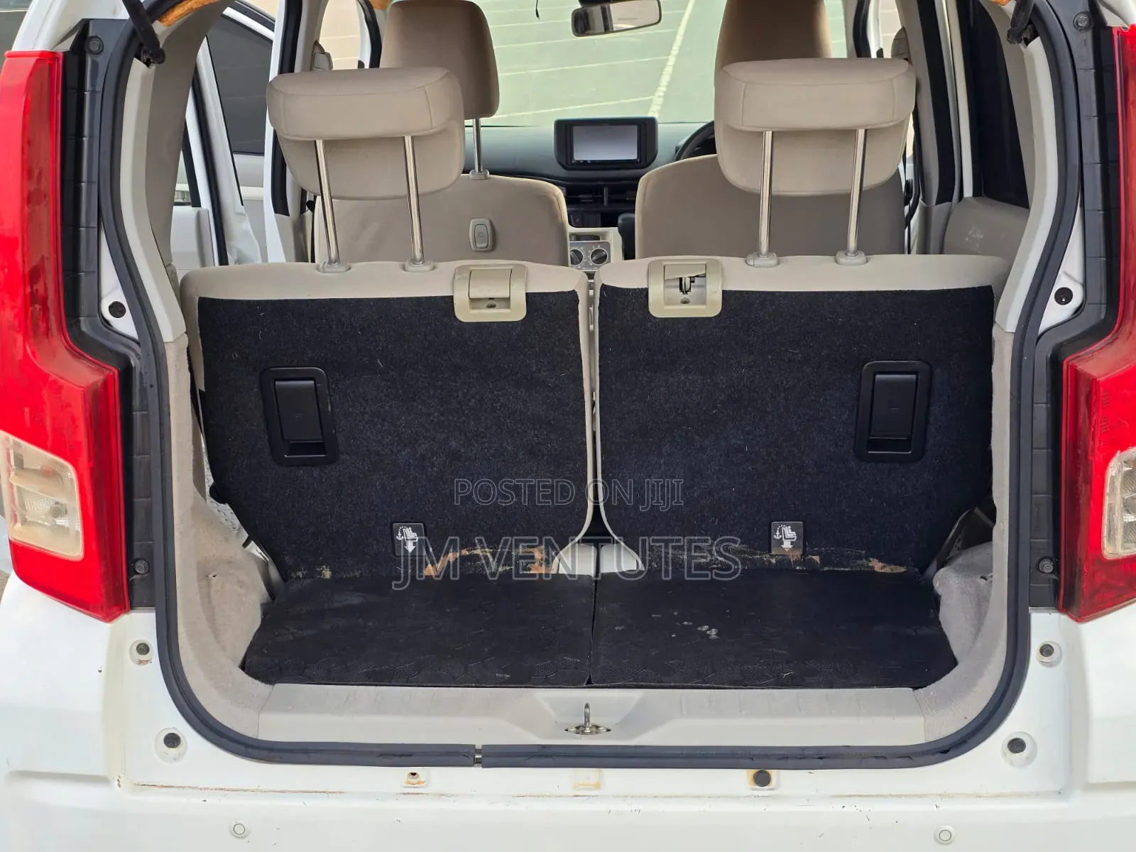Daihatsu Move 2018 White