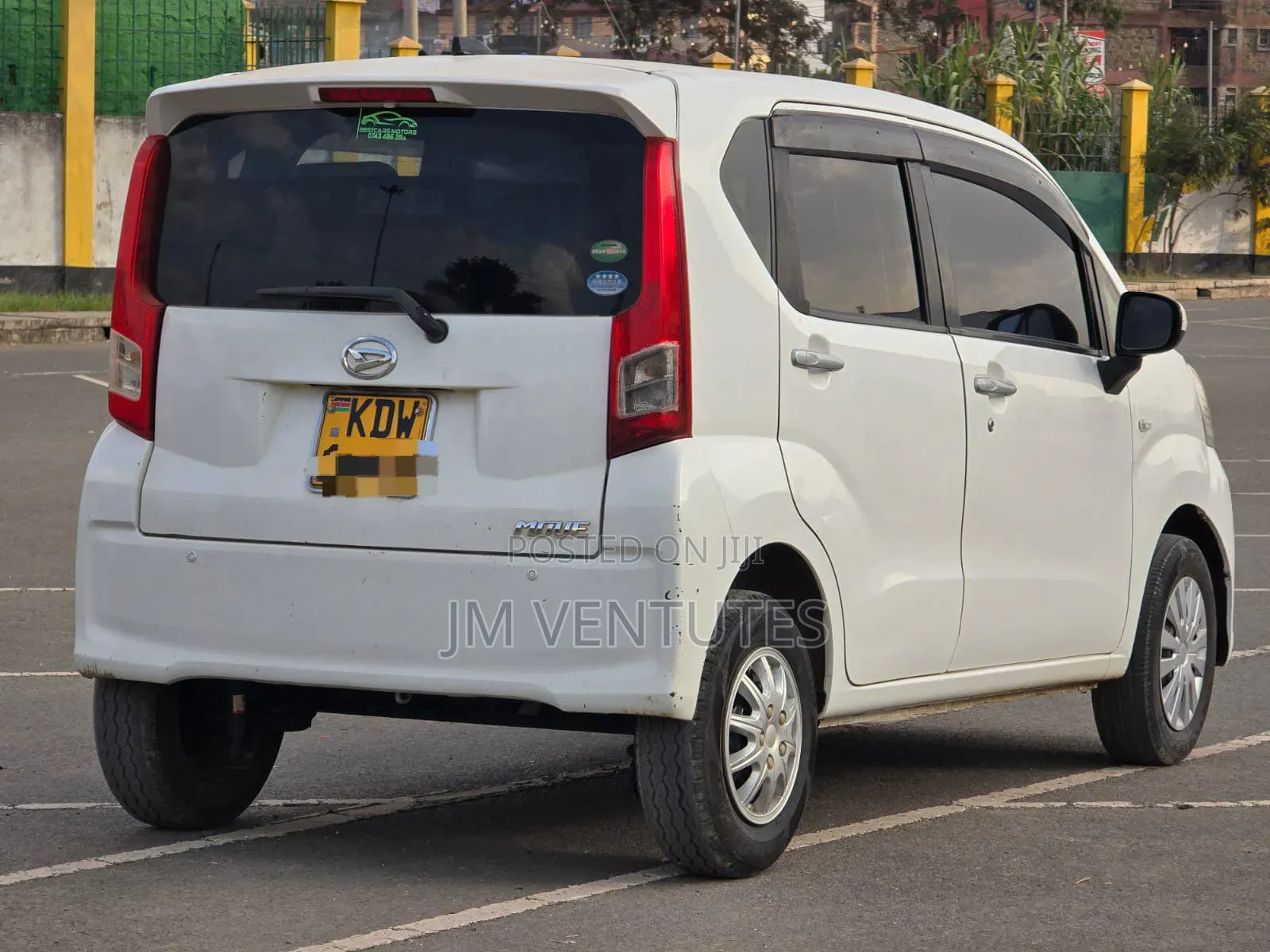 Daihatsu Move 2018 White