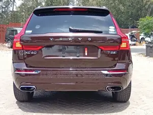Volvo XC60 2019 Brown