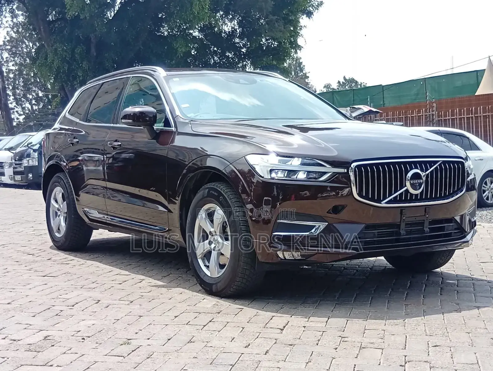 Volvo XC60 2019 Brown