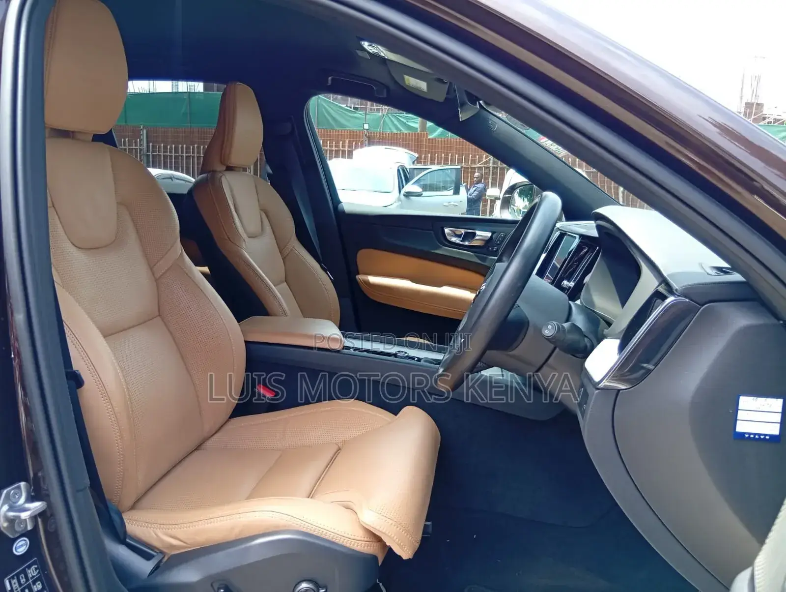 Volvo XC60 2019 Brown