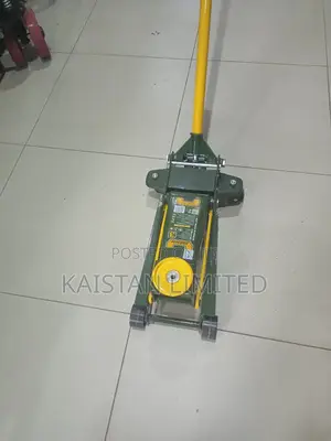 3-Ton Low Profile Hydraulic Floor Jack With Dual Piston Quick Lift