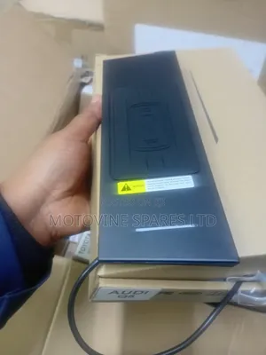 Audi Q5 Wireless Car Charger