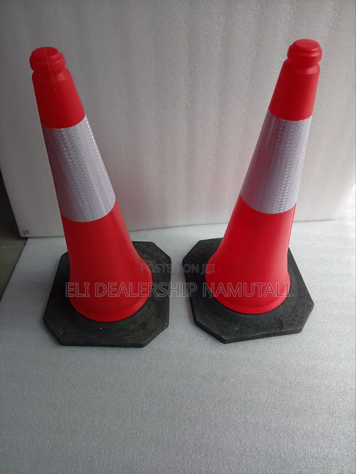 Premium 75cm Reflective Traffic Safety Cone – Durable PVC