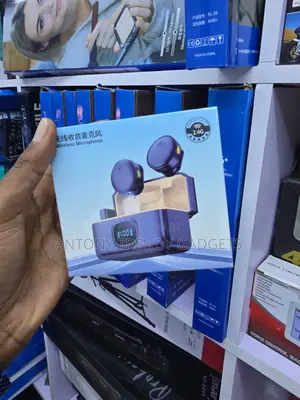 Q8 Dual Clip-on Wireless Mic for Android iPhone Recording