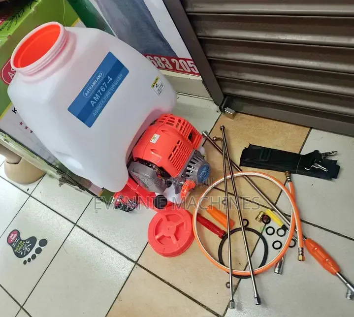 Astramilano 4 Stroke Knapsack Sprayer