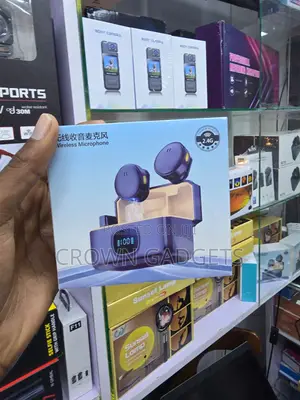Q8 Type-C Plug Play Wireless Microphone With LED Display