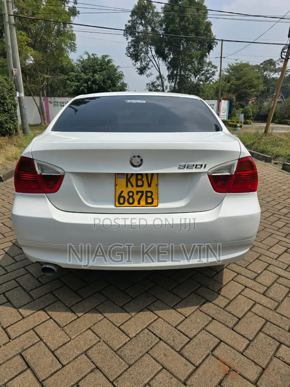 BMW 320i 2006 White