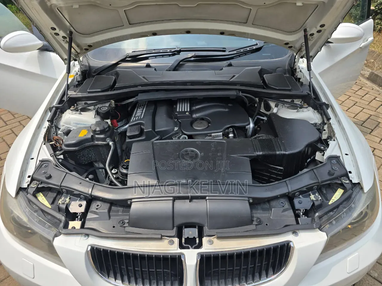 BMW 320i 2006 White