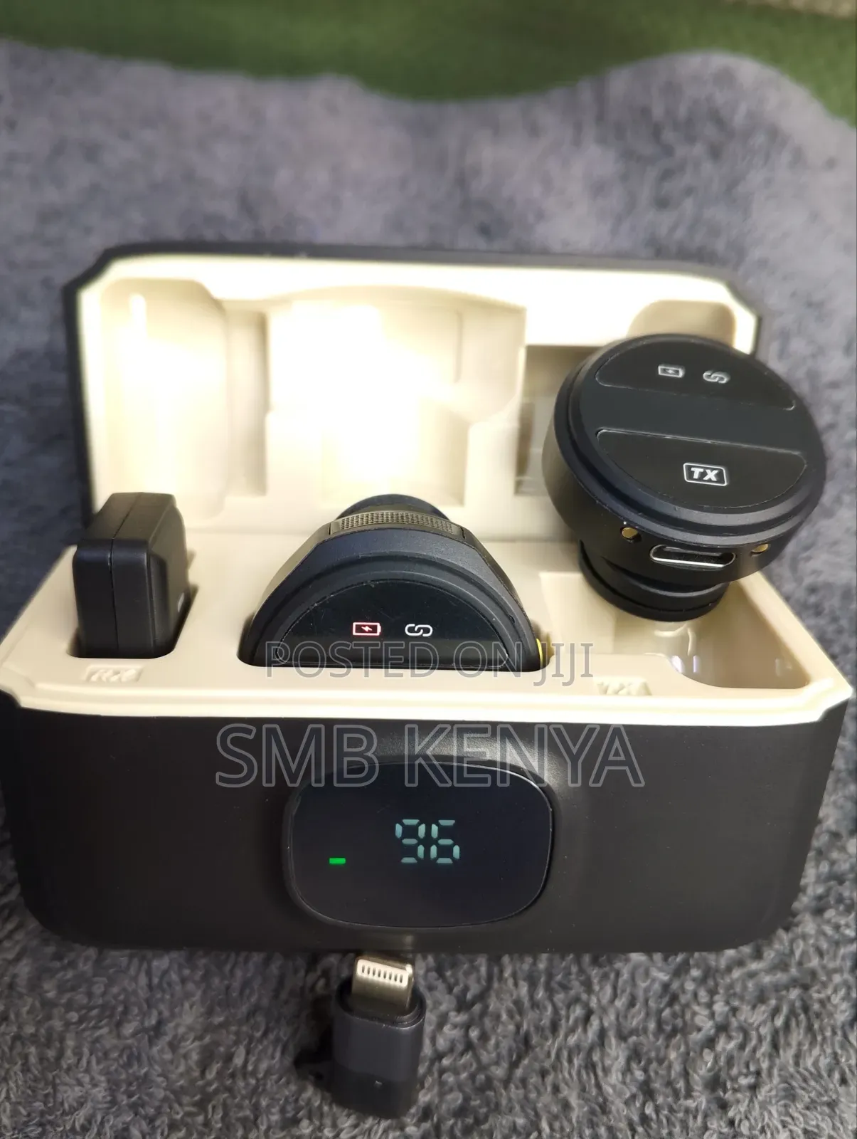 Wireless Microphone for YouTube Magnetic Round Button