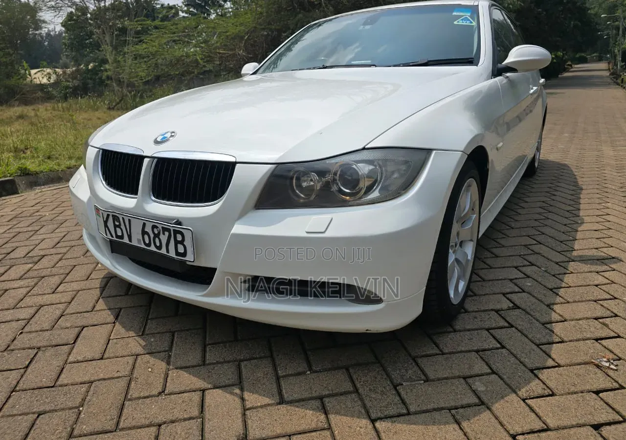 BMW 320i 2006 White