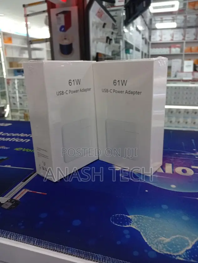 Premium 61W USB-C PD Charger With Smart Protection