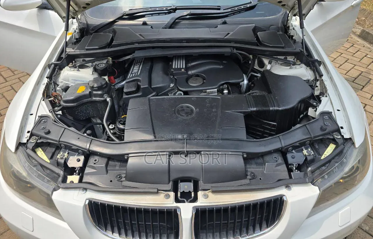 BMW 318i 2007 White