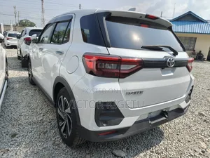 Toyota Raize 2020 Pearl