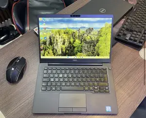 Laptop Dell Inspiron 13 7300 8GB Intel Core i5 SSD 256GB
