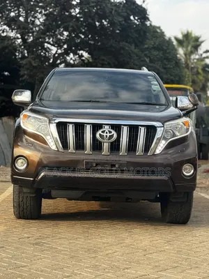 Toyota Land Cruiser Prado 2017 Brown