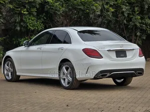 Mercedes-Benz C200 2019 White