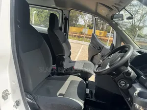 Nissan NV200 2019 White