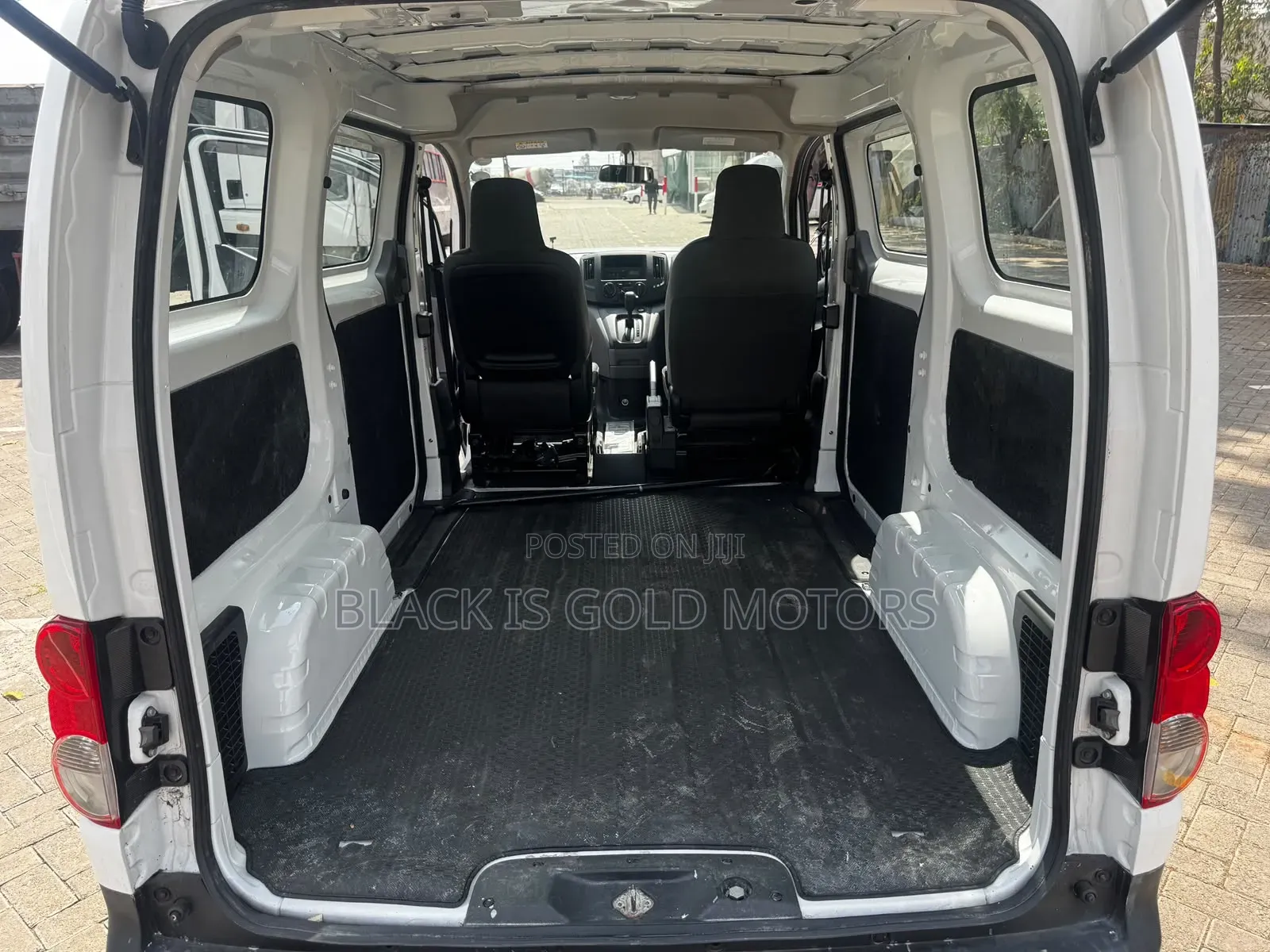 Nissan NV200 2019 White