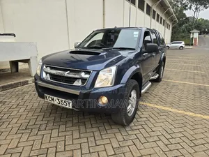 Isuzu D-MAX 2010 Blue