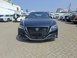 Toyota Crown 2020 Black