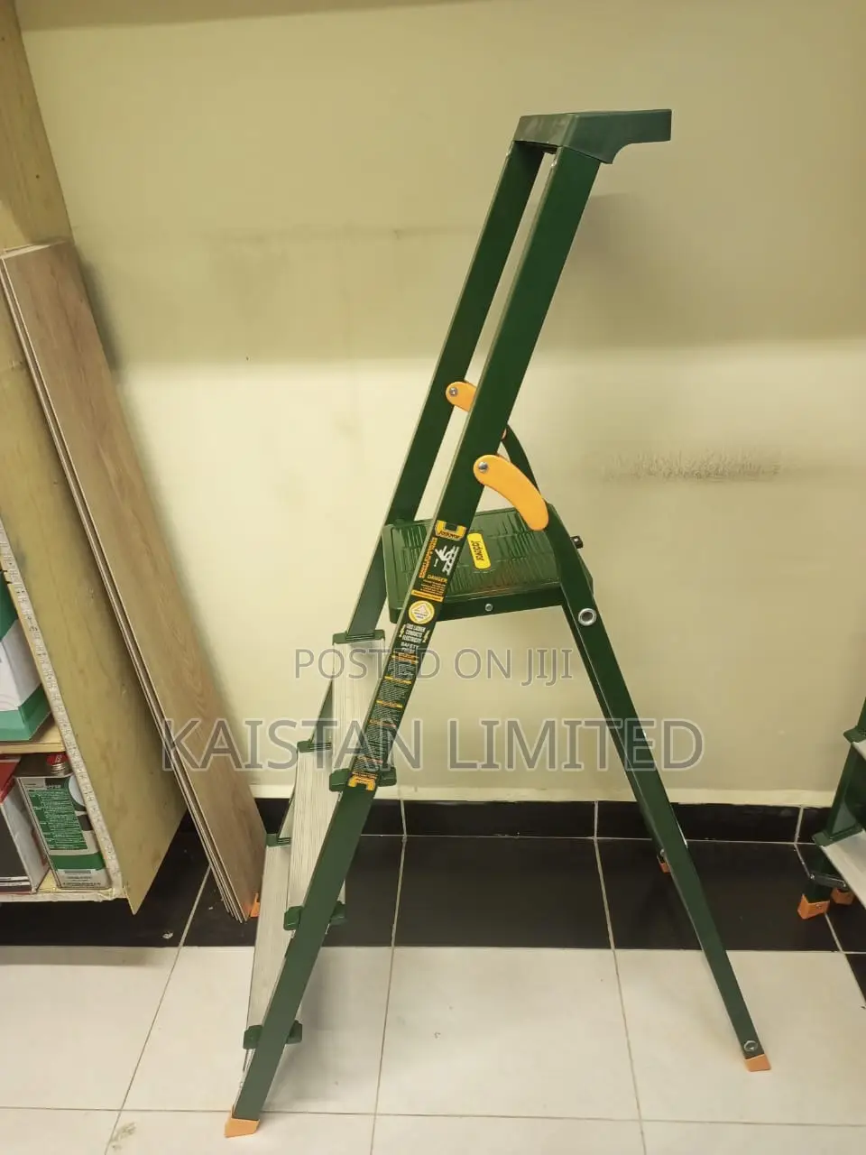 4 Step Multi-Purpose Steel Household Ladder (Rust-Proof)