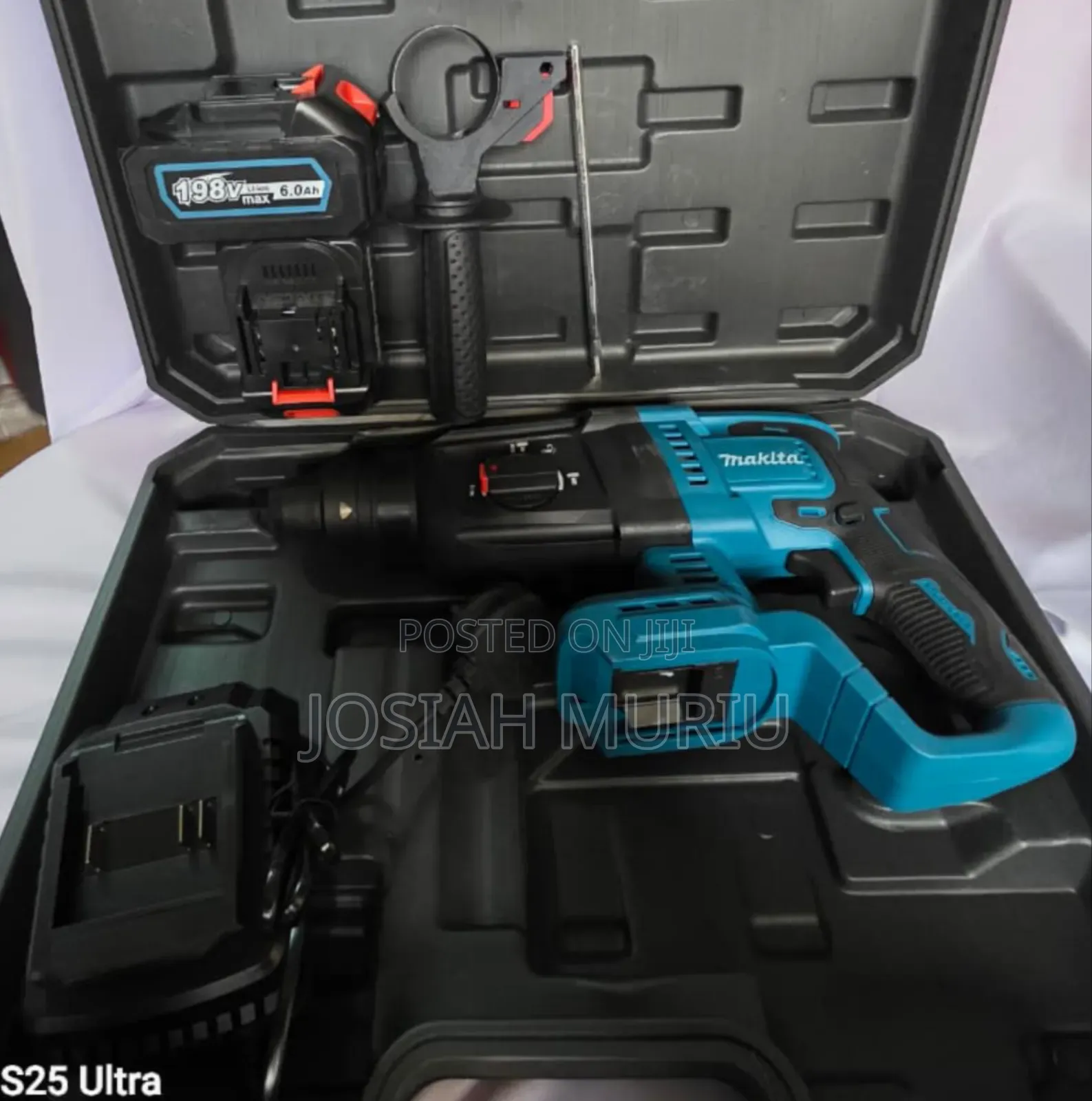 Powerful 198v Makita Rotary Hammer