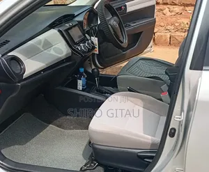 Toyota Axio 2014 Silver