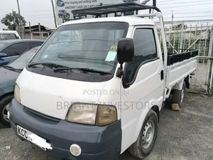 Mazda B 2010 White