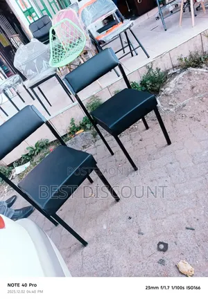 Katerina Waiting Chairs