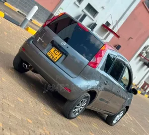 Nissan Note 2011 Gray