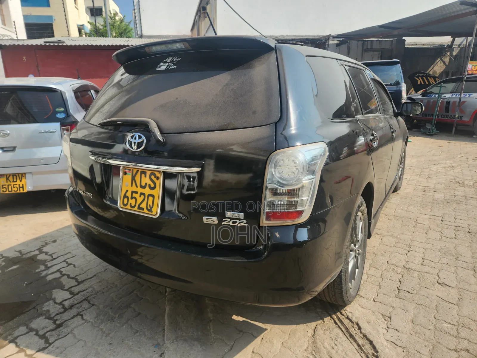 Toyota Corolla Fielder 2011 Black