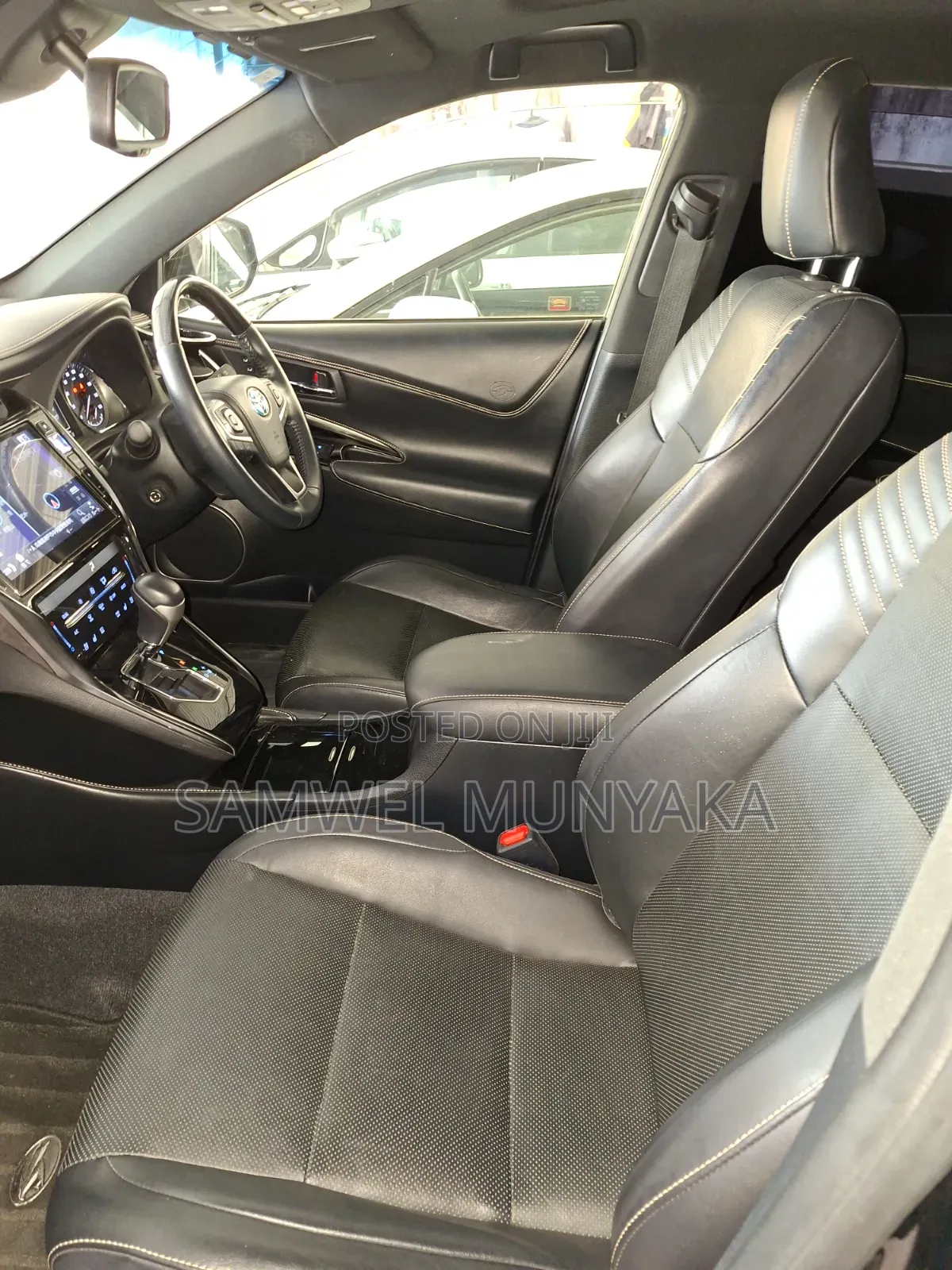 Toyota Harrier 2020 Black