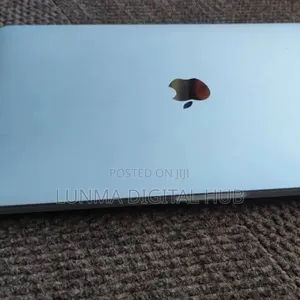 Laptop Apple MacBook 2017 16GB Intel Core i5 SSD 512GB