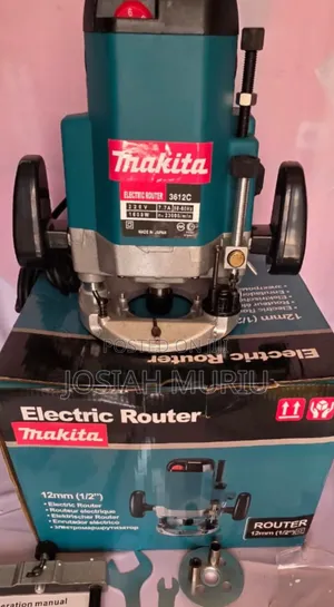 Makita 1600w Electric Wood Router