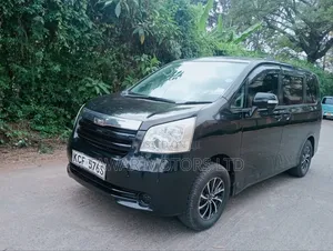Toyota Noah 2008 Black
